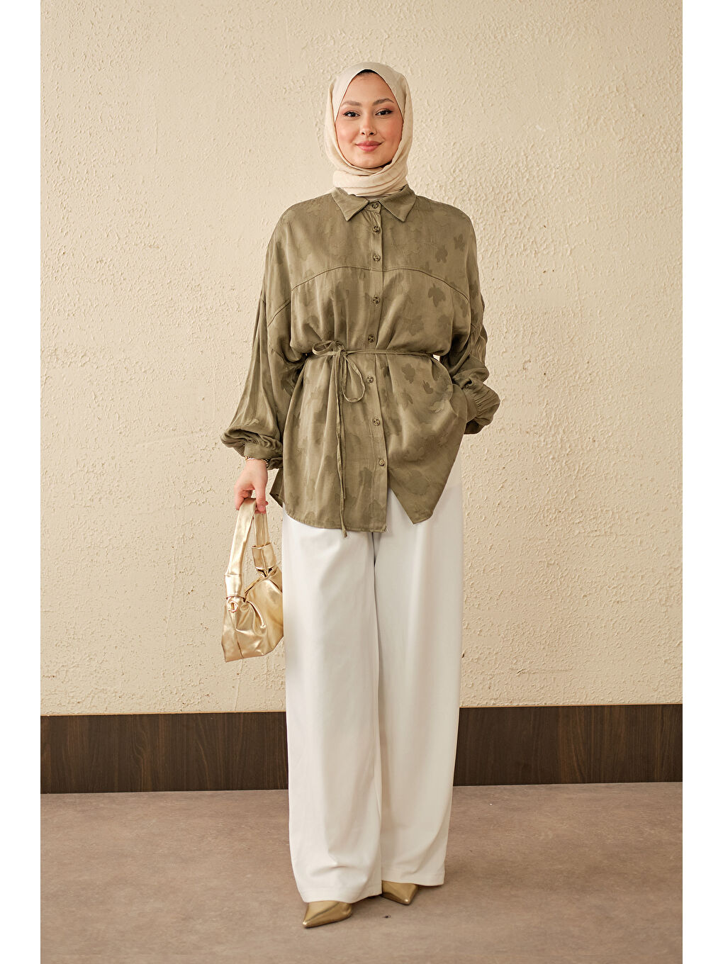 Kadın Yonca Desen Saten Bel Bağlamalı Gömlek Haki Yeşil-1