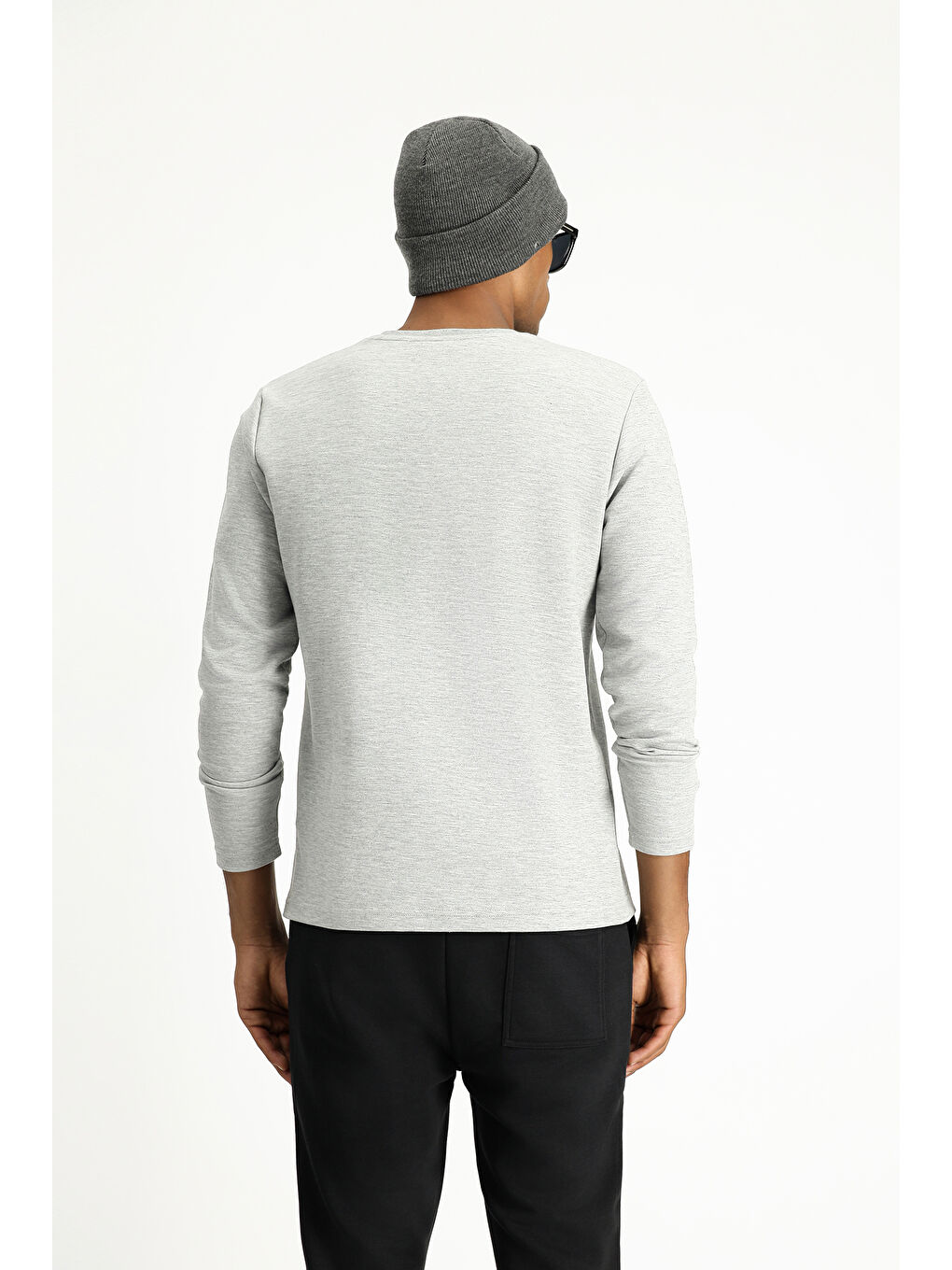 Gri Bisiklet Yaka Regular Fit Pamuklu Büyük Beden Sweatshirt-3