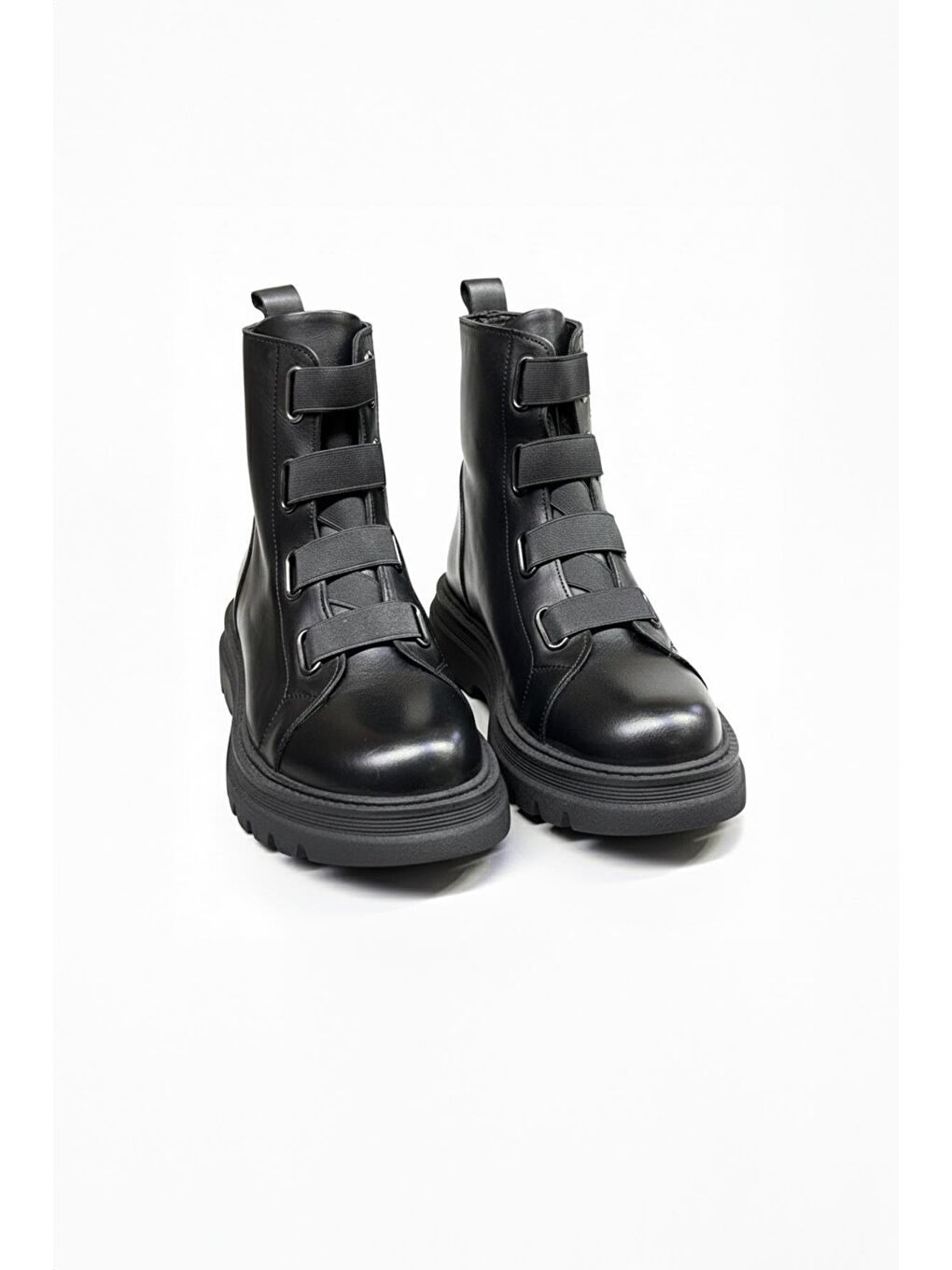 Siyah Hakiki Deri Lastik Detaylı Bot-1