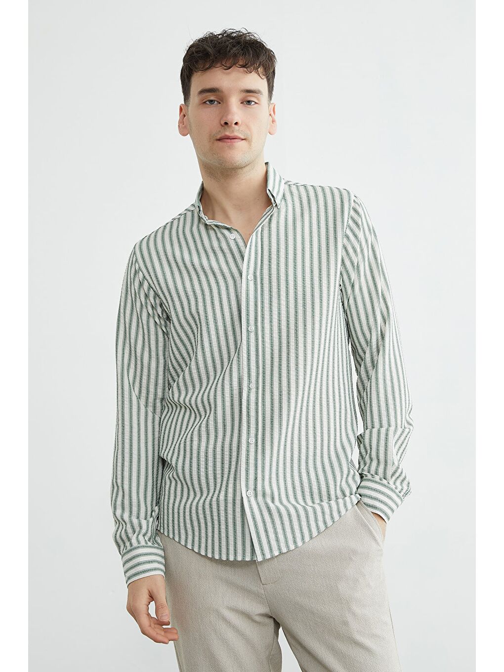 Yeşil Çizgili Gofre Kumaş Gömlek