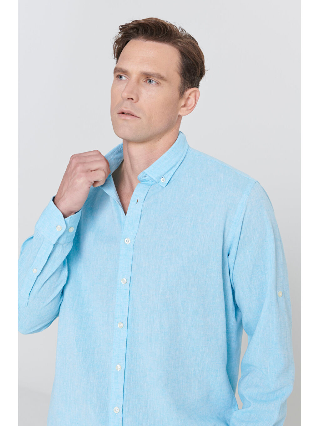 Erkek Turkuaz Comfort Fit Rahat Kesim Düğmeli Yaka Casual Keten Gömlek-4