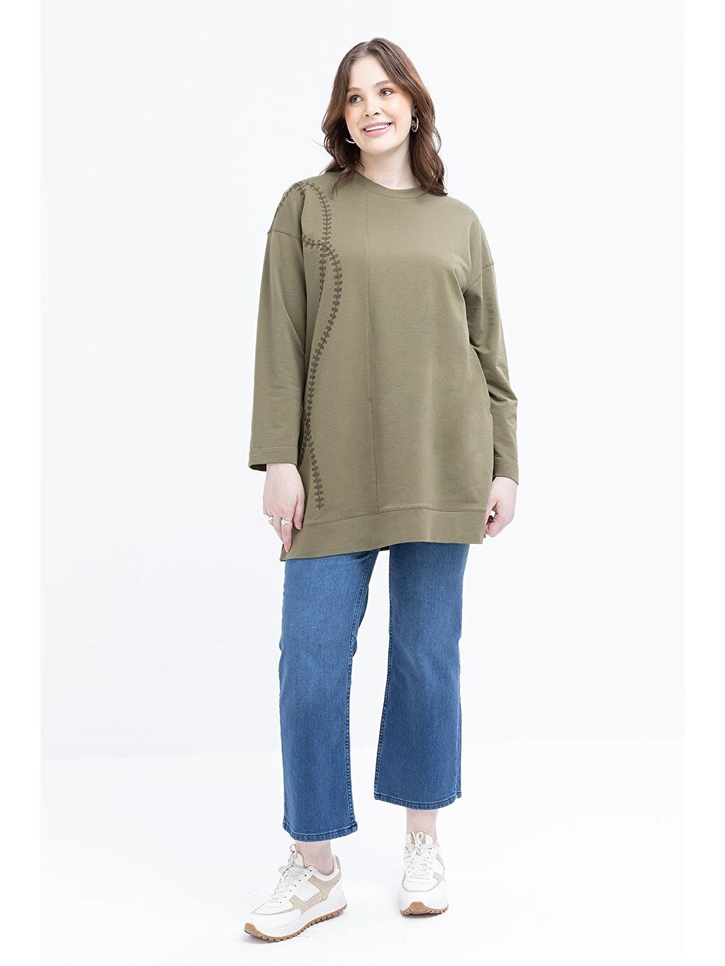 Haki-Nakışlı Bisiklet Yaka Büyük Beden Tunik
