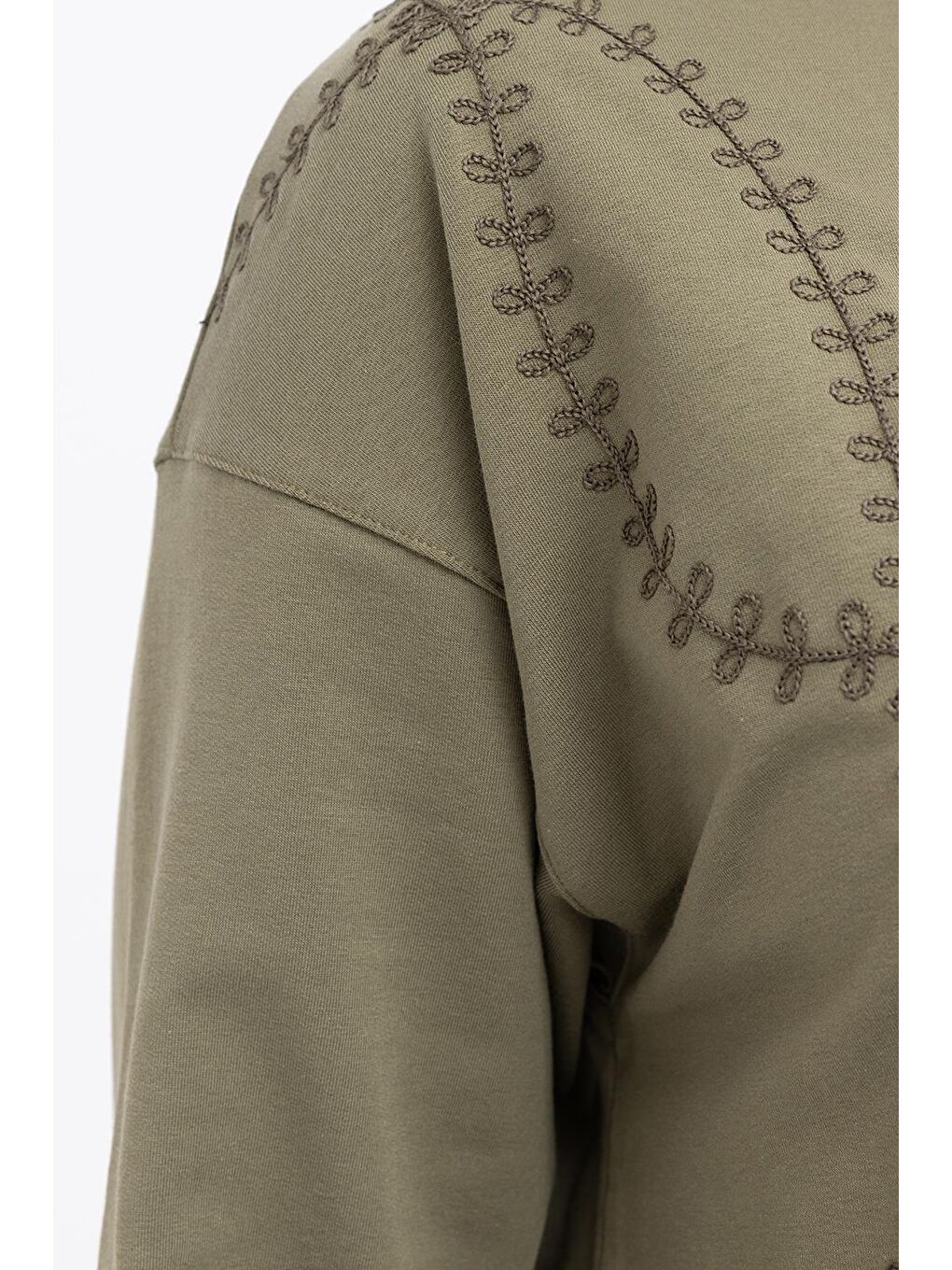 Haki-Nakışlı Bisiklet Yaka Büyük Beden Tunik-4