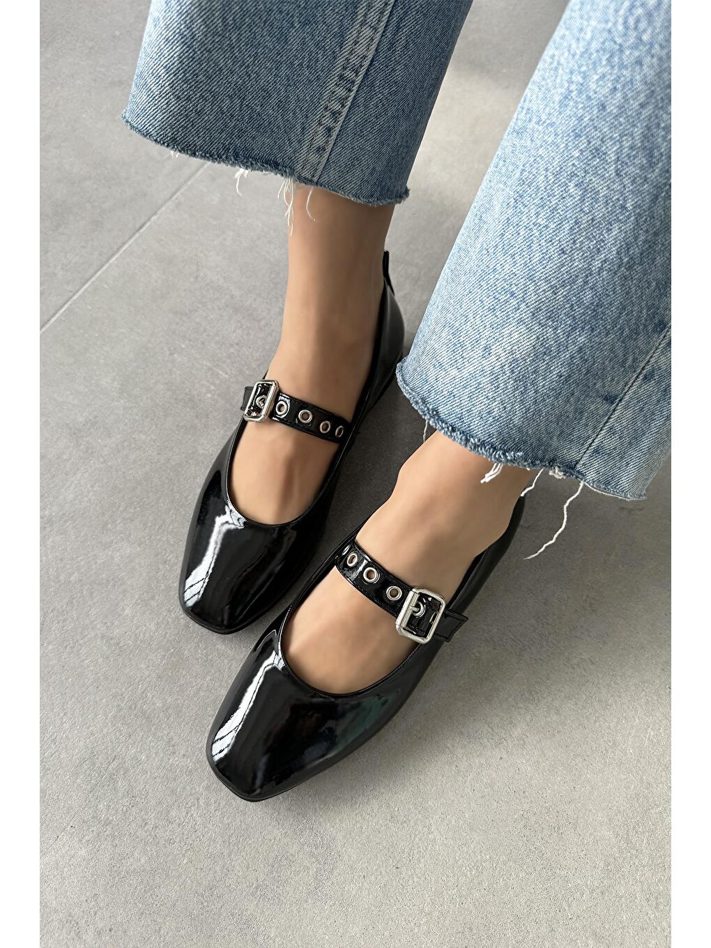 Jules  Kadın  Kemer  Detay  Rugan  Babet Siyah-1