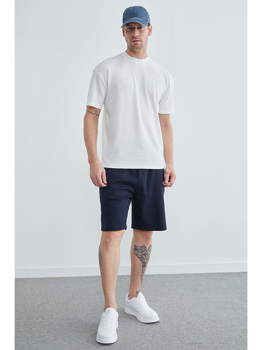 Lacivert Beli Lastikli Bağcıklı Cepli Şort-4