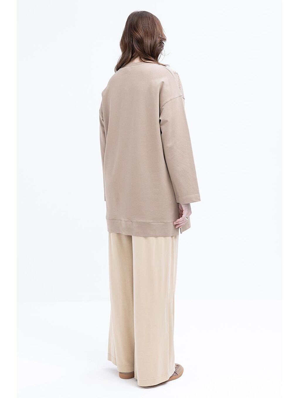 Bej Vizon-Nakışlı Bisiklet Yaka Büyük Beden Tunik-3