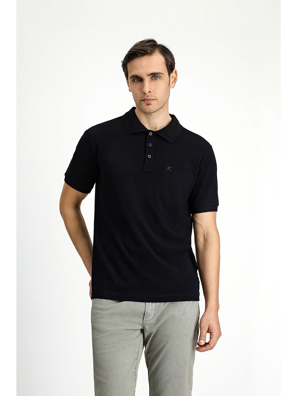 Siyah Regular Fit Pamuk Nakışlı Cepli Kıvrılmaz Polo Yaka %100 Pamuk Tişört-1