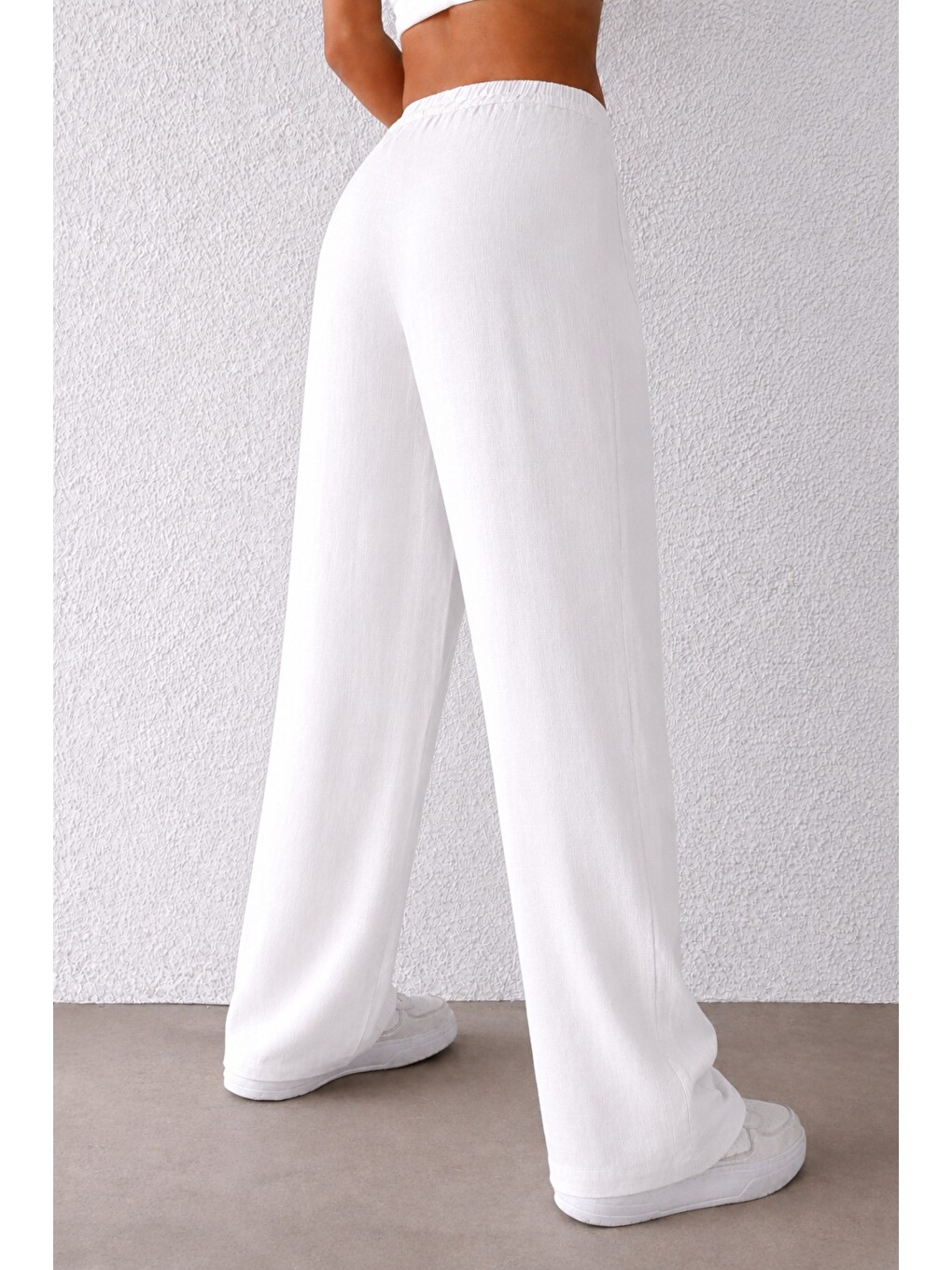 Beyaz Kadın Wide Leg Pantolon Ön Cep Detaylı Rahat Kalıp Günlük Pantolon-5