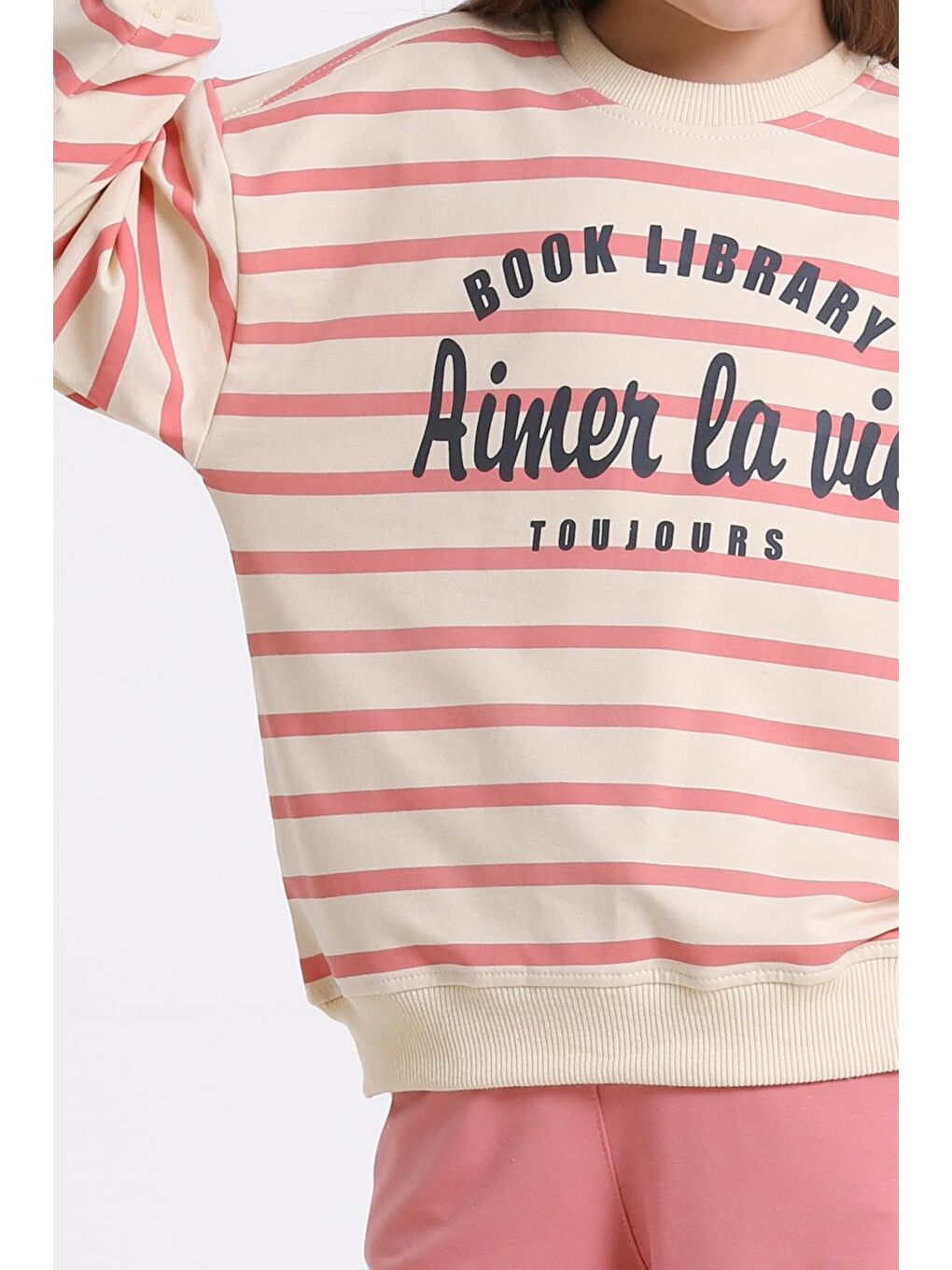 Kırmızı Kız Çocuk Nar Çiçeği Book Library Baskı 5-9 Yaş Takım - 23292-4-3