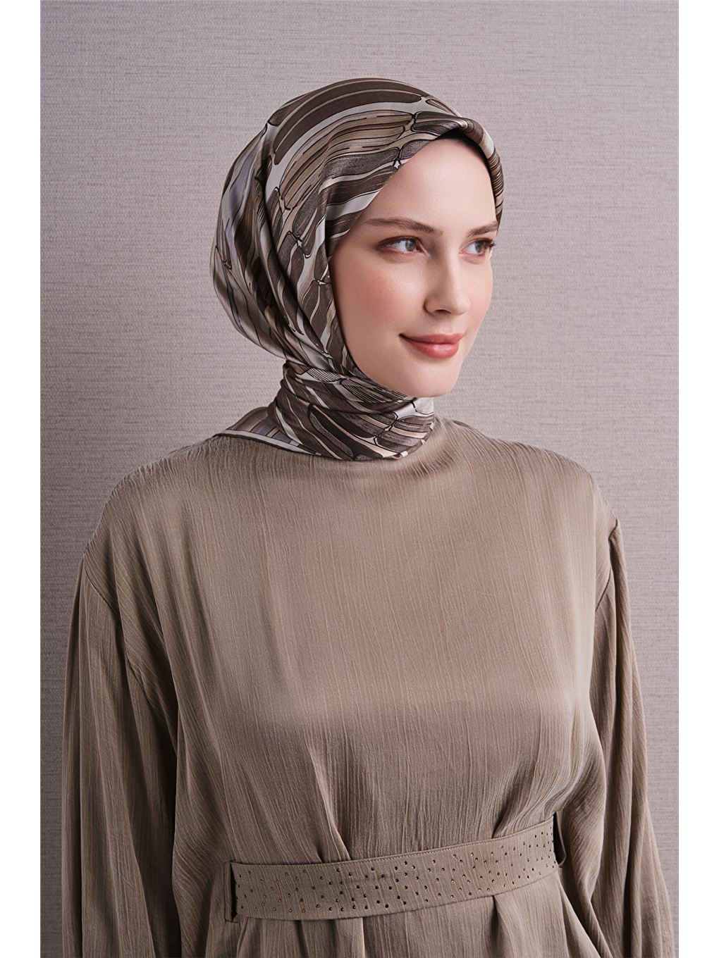 Bej Saf İpek Twill Eşarp 9616d 84-2