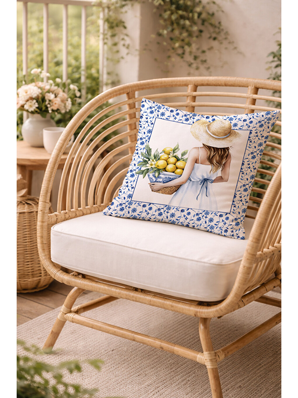 Karışık Sarı Çizgili Vazoda Limon Desenli 4'lü Süet Kırlent Kılıfı Seti 43x43 cm-3