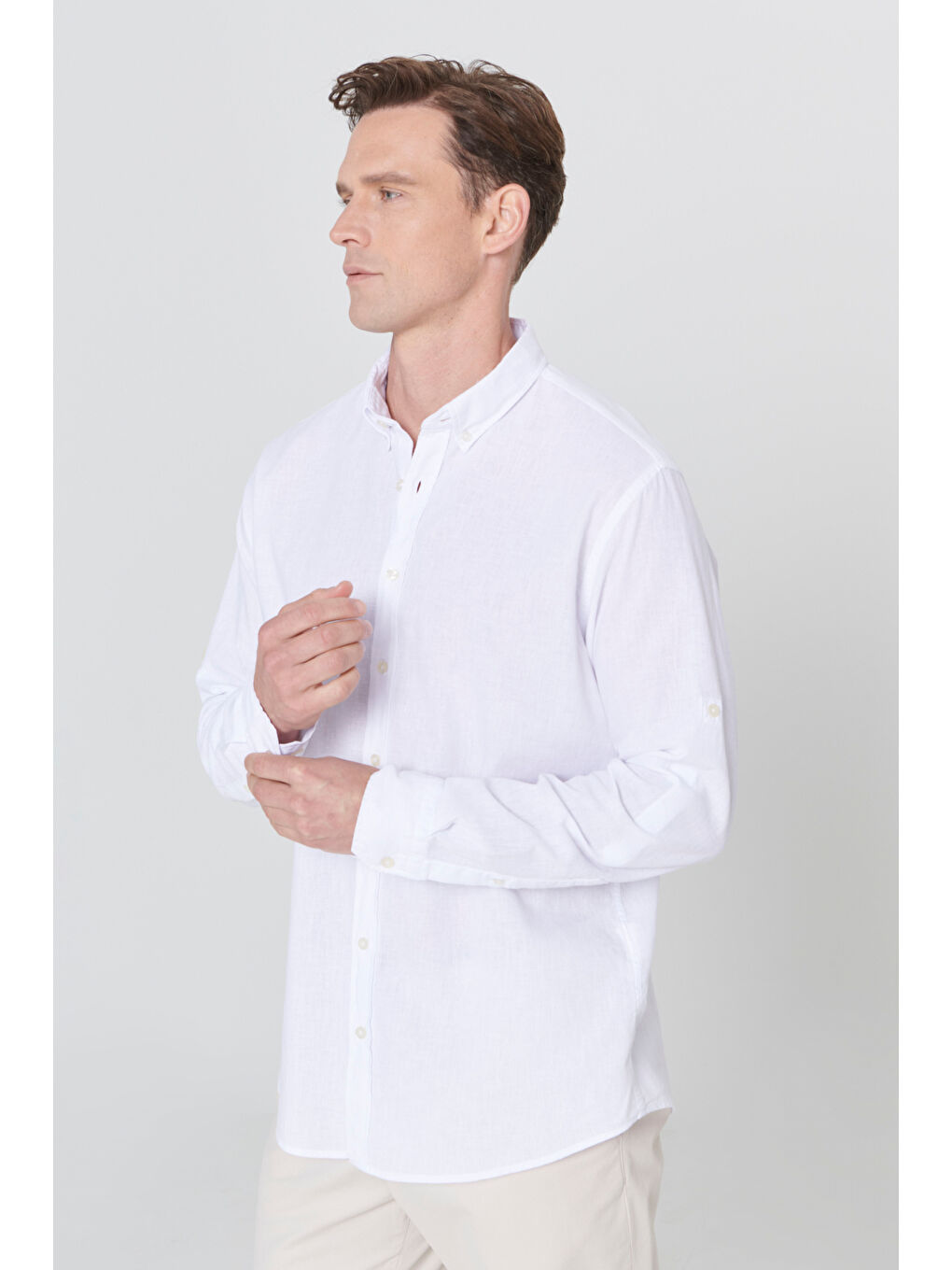 Erkek Beyaz Comfort Fit Rahat Kesim Düğmeli Yaka Casual Keten Gömlek-3