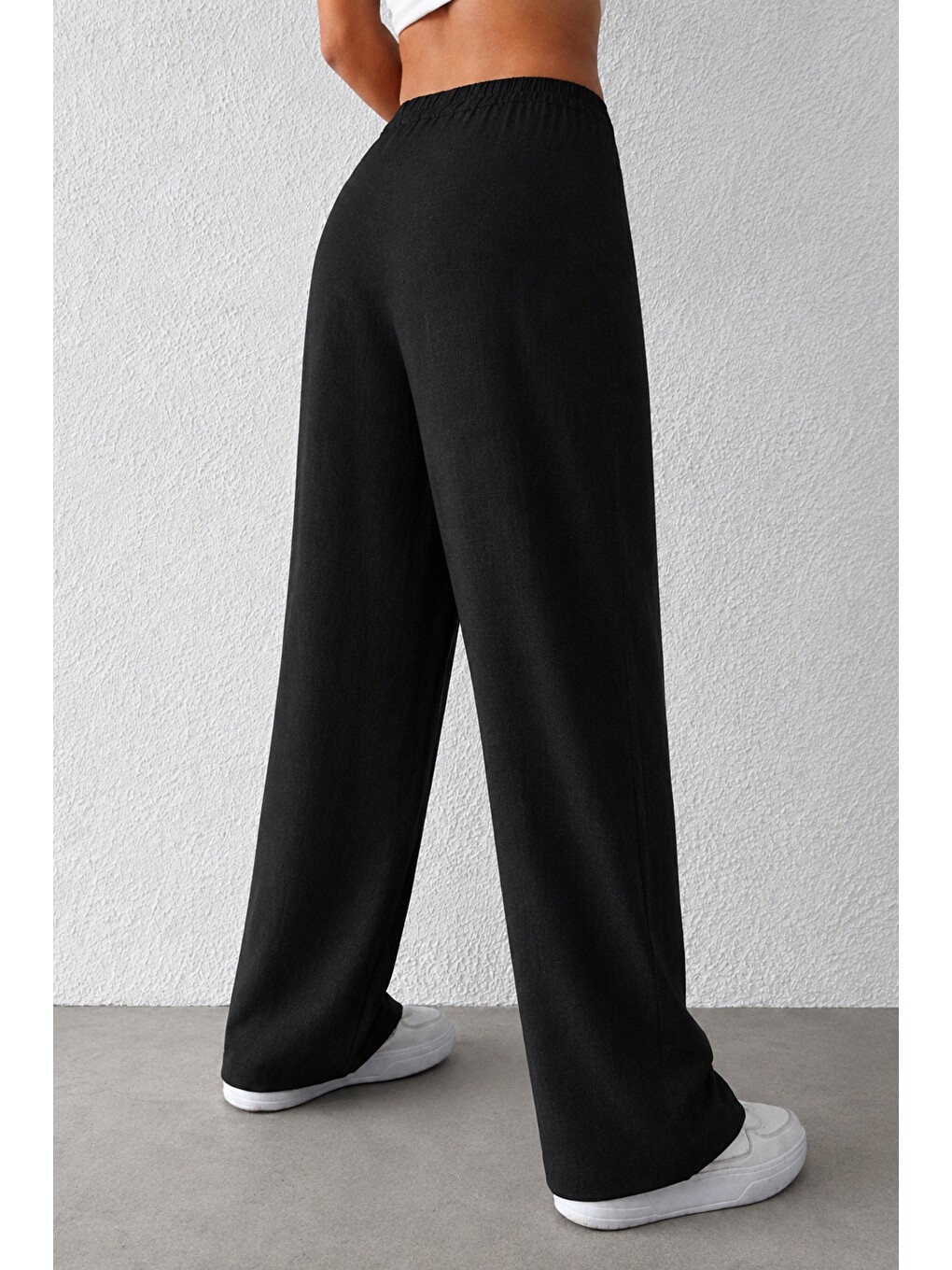 Siyah Kadın Wide Leg Pantolon Ön Cep Detaylı Rahat Kalıp Günlük Pantolon-3