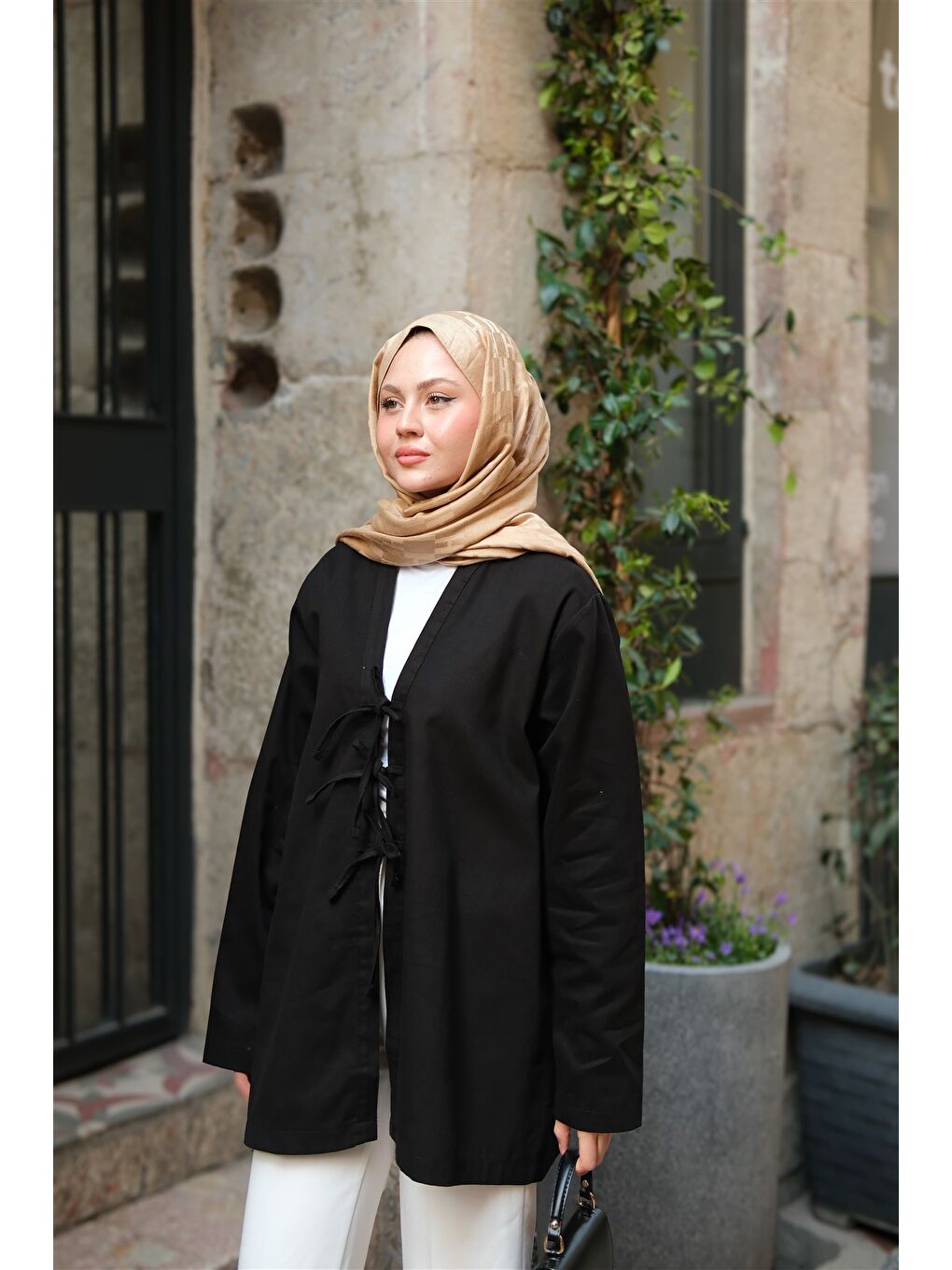 Kadın Önü Bağlamalı Oversize Kimono Siyah-2