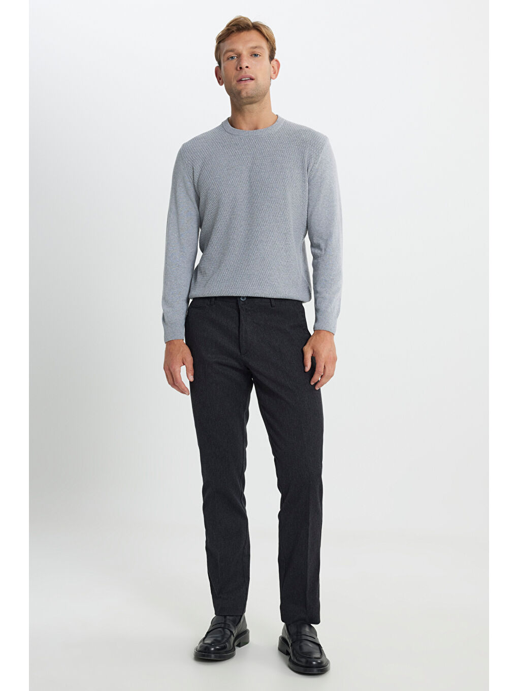 Erkek Siyah Comfort Fit Rahat Kesim Yan Cepli Pamuklu Diyagonal Desenli Pantolon-1