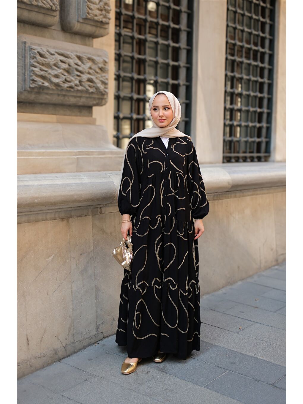 Kadın Gold Dikiş Detaylı Elbise Siyah