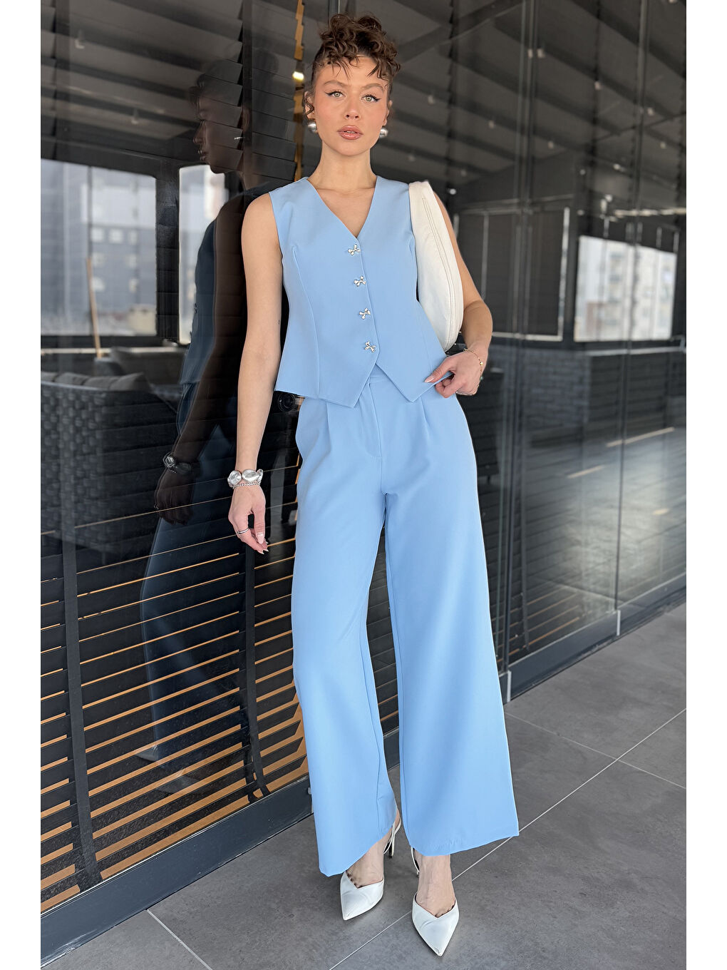 Mavi Düğme Detaylı Astarlı Kadın Yelek Pantolon İkili Takım-1