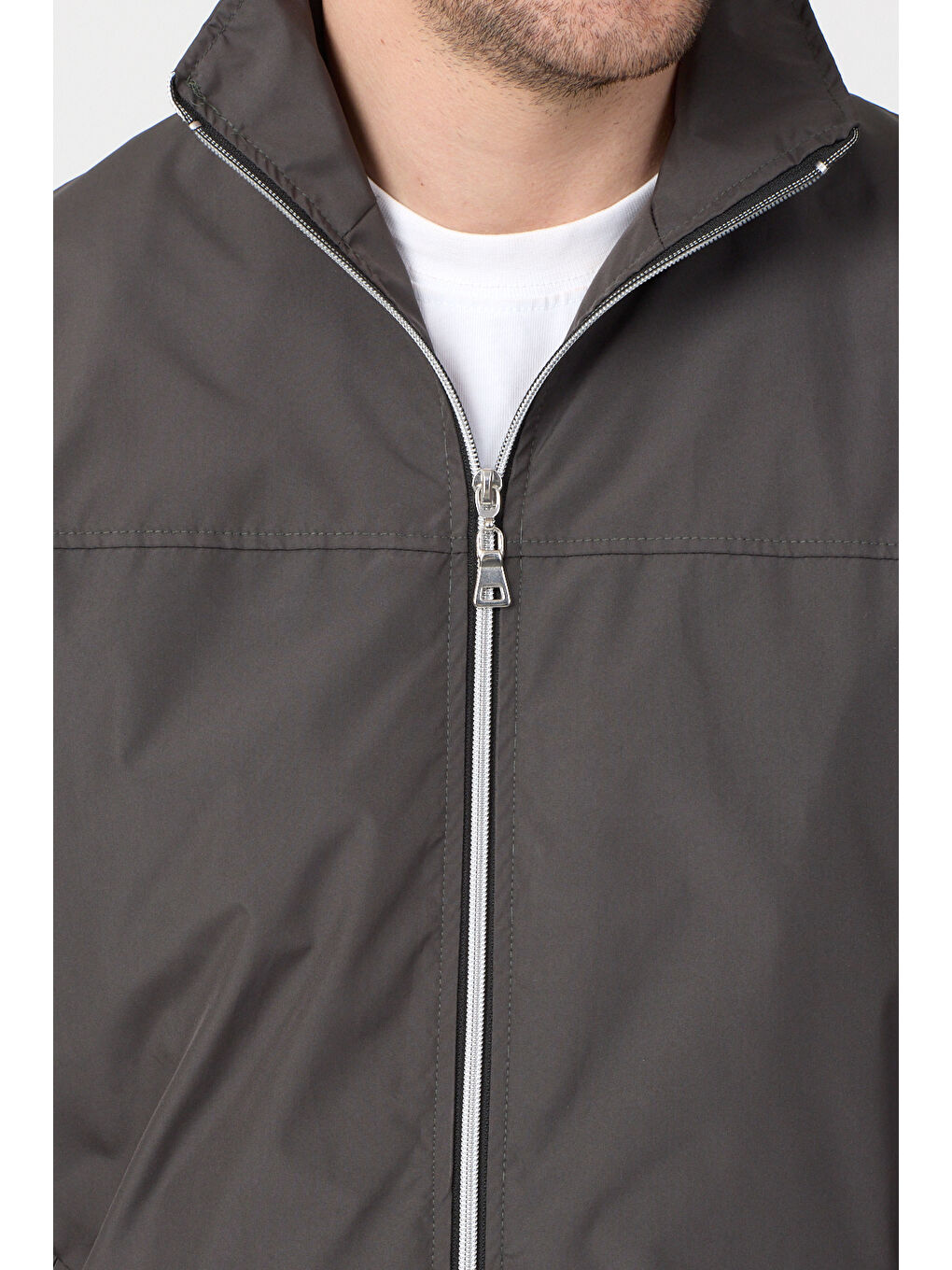 Erkek Antrasit Su Geçirmez Baharlık Kol Fermuar Detaylı Ceket-1