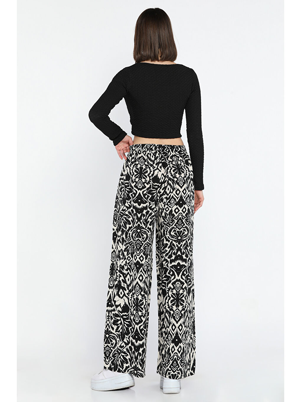 Siyah Bol Paça Viskon Yürüyüş Pantolonu-2