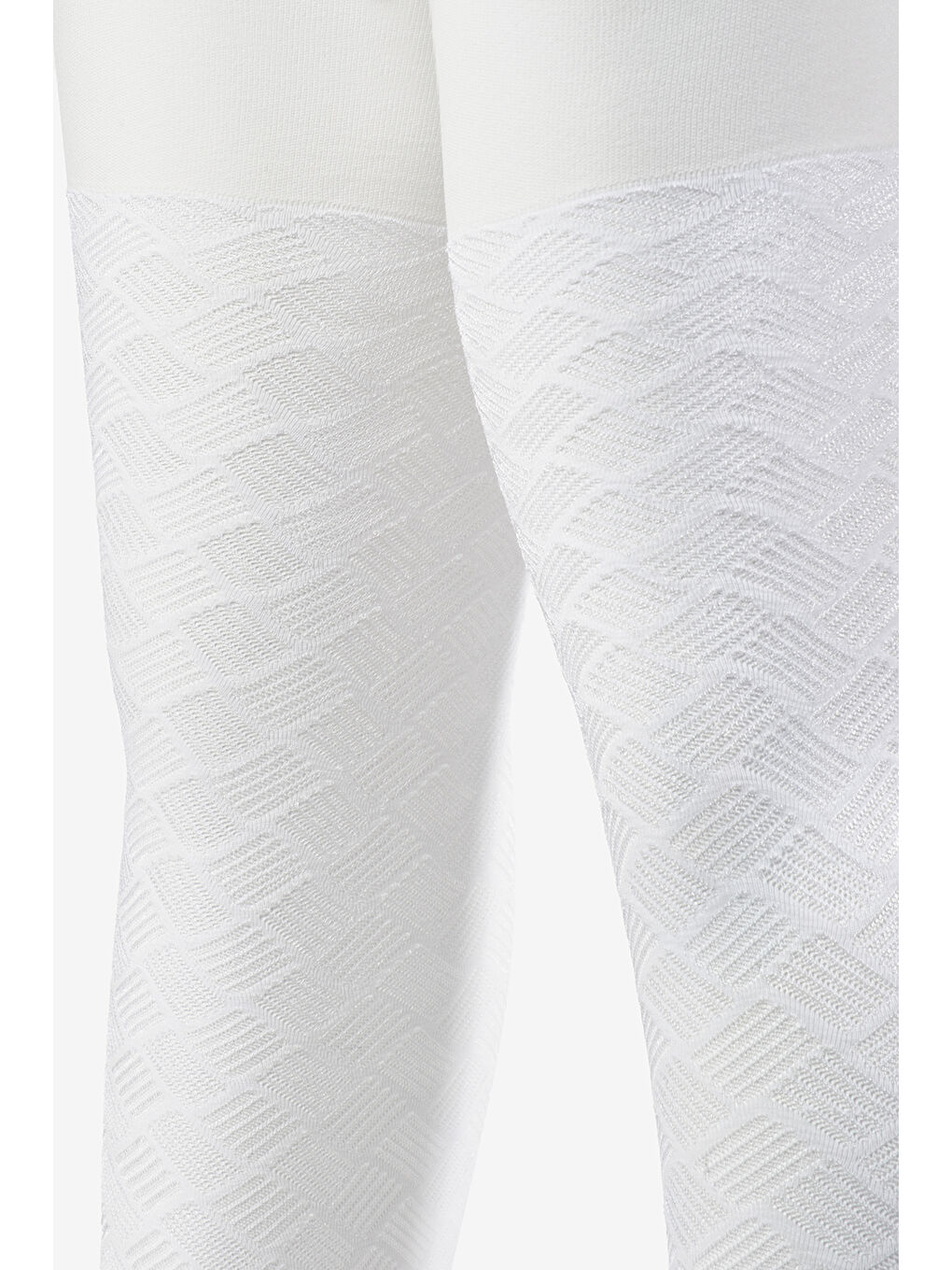 Beyaz Zincir Desen Kız Çocuk Külotlu Çorap-1