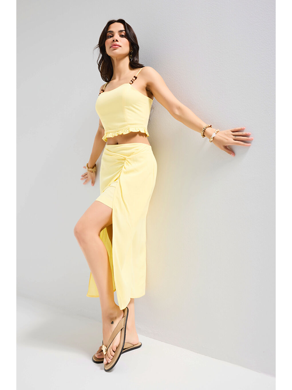 Kadın Sarı s6-108 Maxi Yırtmaçlı Önden Bağlamalı Poliviskon Tasarım Etek-4