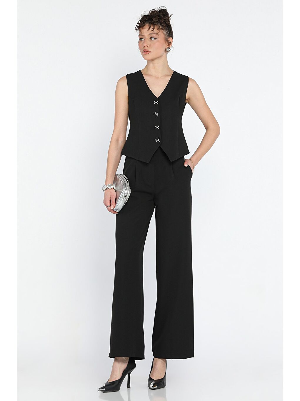 Siyah Düğme Detaylı Astarlı Kadın Yelek Pantolon İkili Takım-1