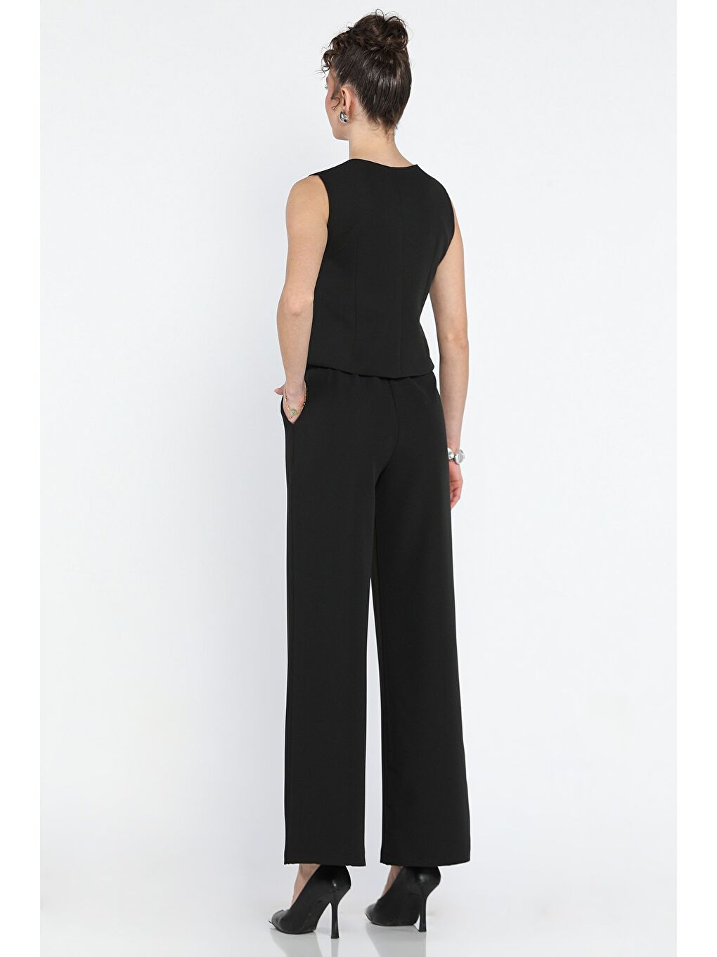 Siyah Düğme Detaylı Astarlı Kadın Yelek Pantolon İkili Takım-2