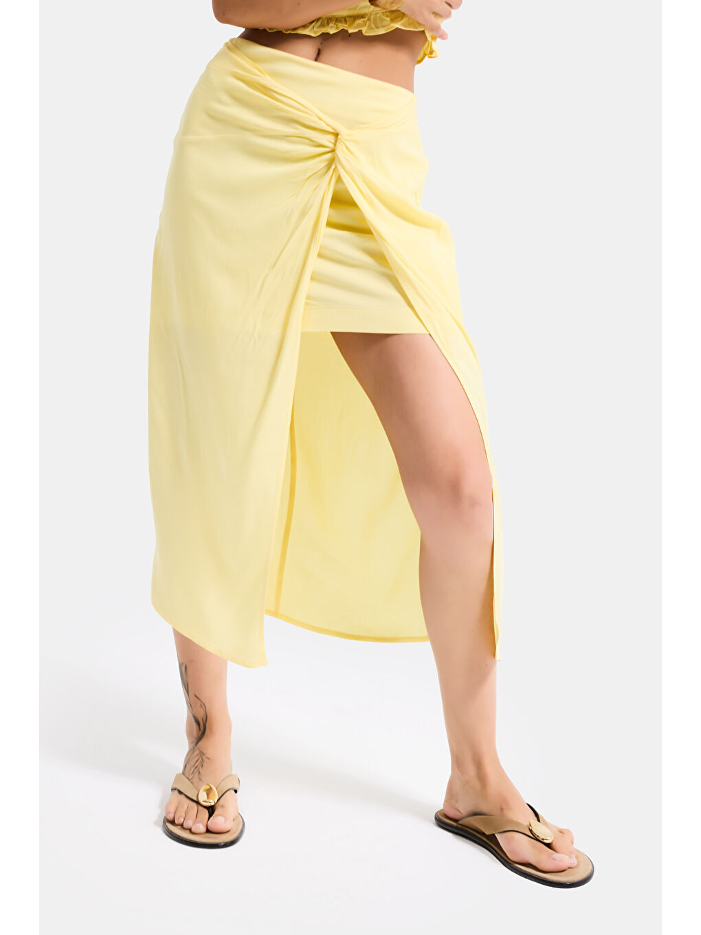 Kadın Sarı s6-108 Maxi Yırtmaçlı Önden Bağlamalı Poliviskon Tasarım Etek-5