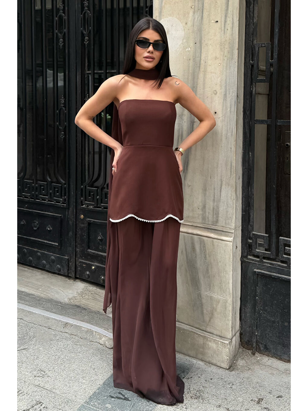 Kadın Kahverengi Straplez Şal Yaka Mini Elbise-1