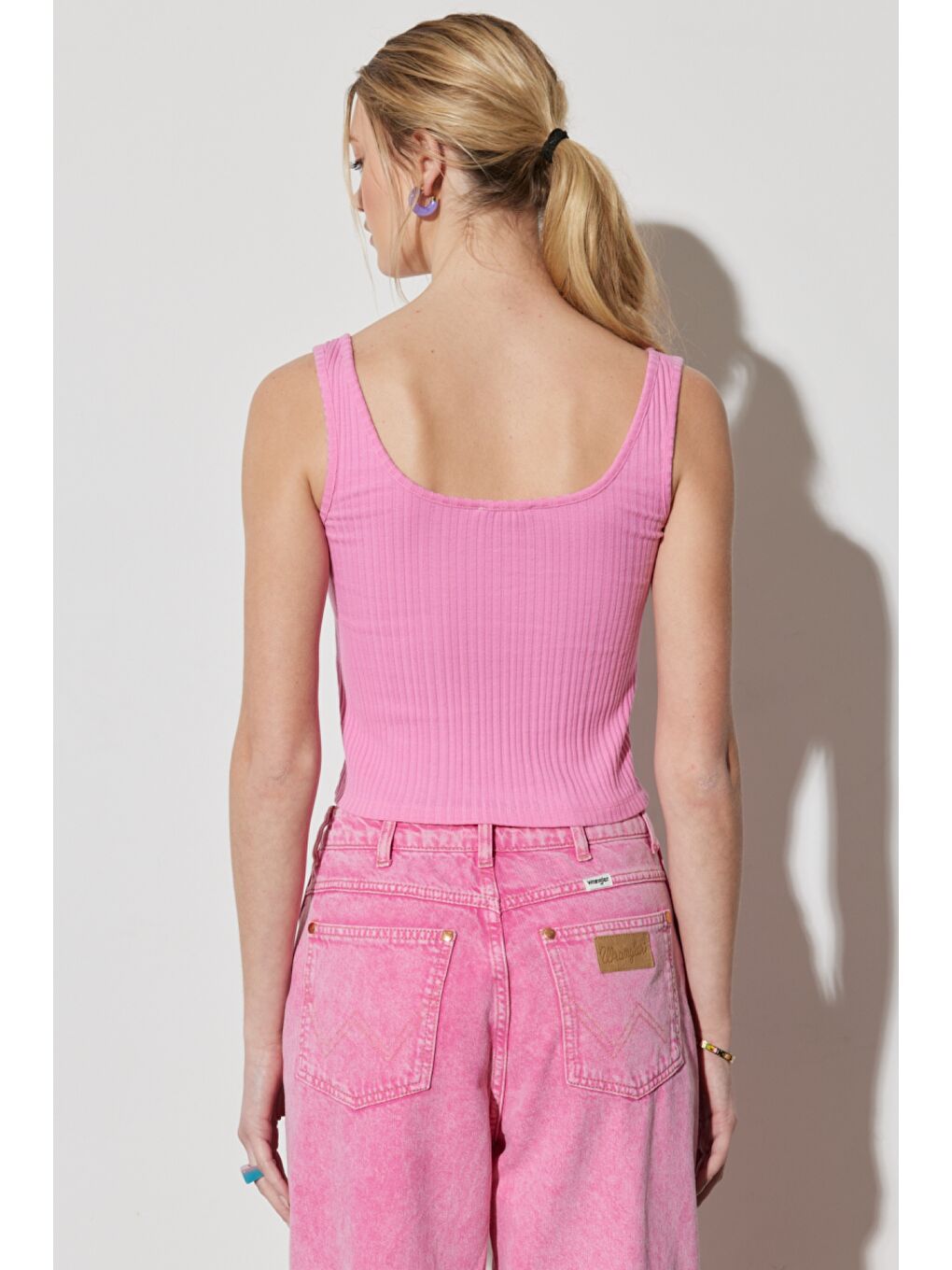 Regular Fit %100 Pamuk Bisiklet Yaka Kolsuz Pembe Crop Bluz-1