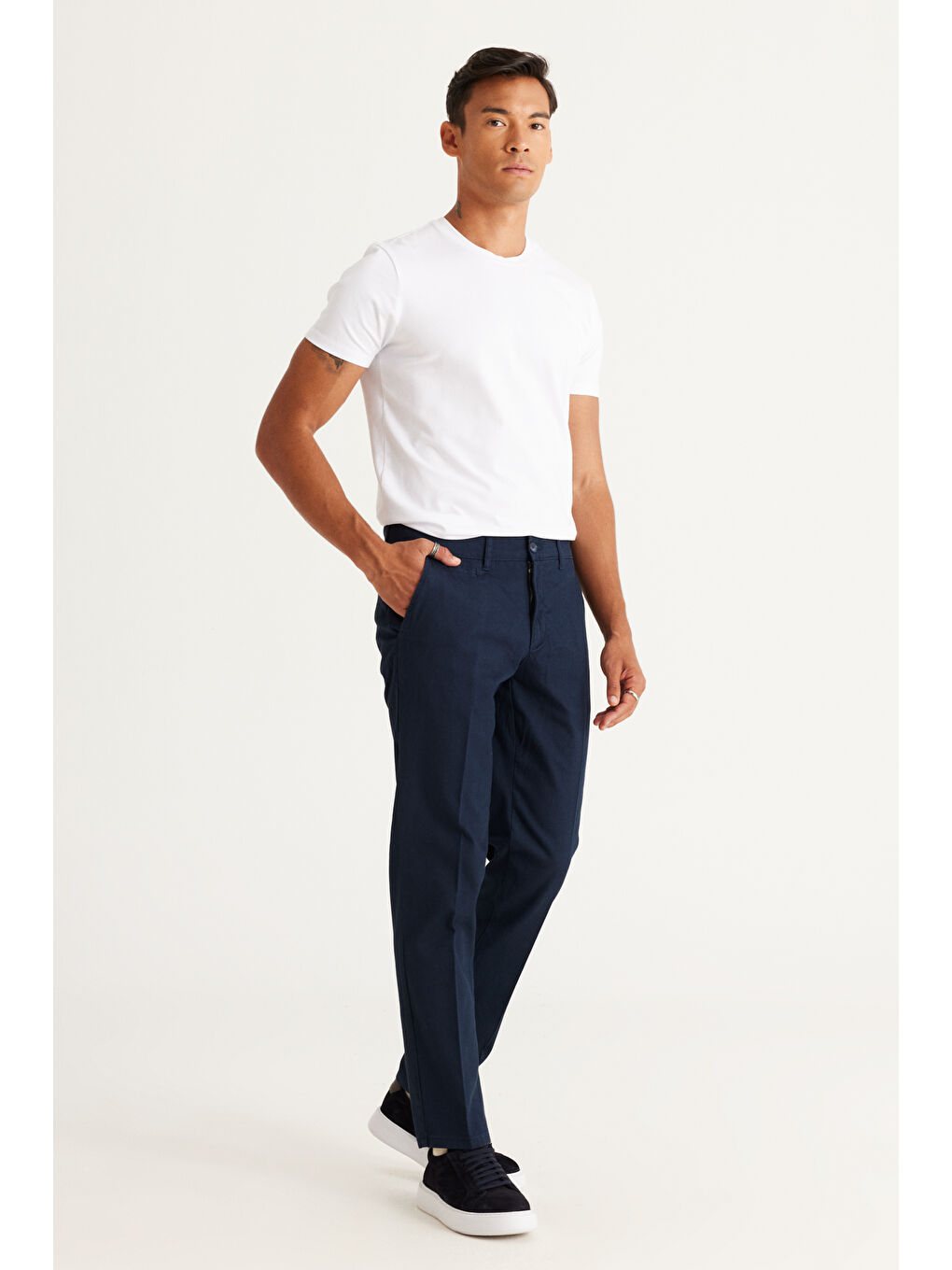 Erkek Lacivert Comfort Fit Rahat Kesim Yan Cep Esnek Armürlü Pantolon-2