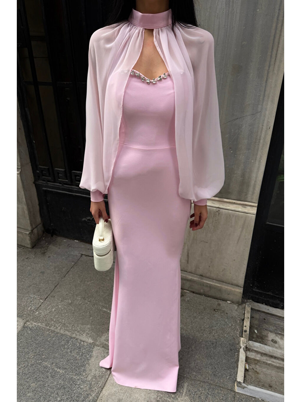 Kadın Pembe Straplez Pelerinli Taş Detay Uzun Davet Elbisesi-1