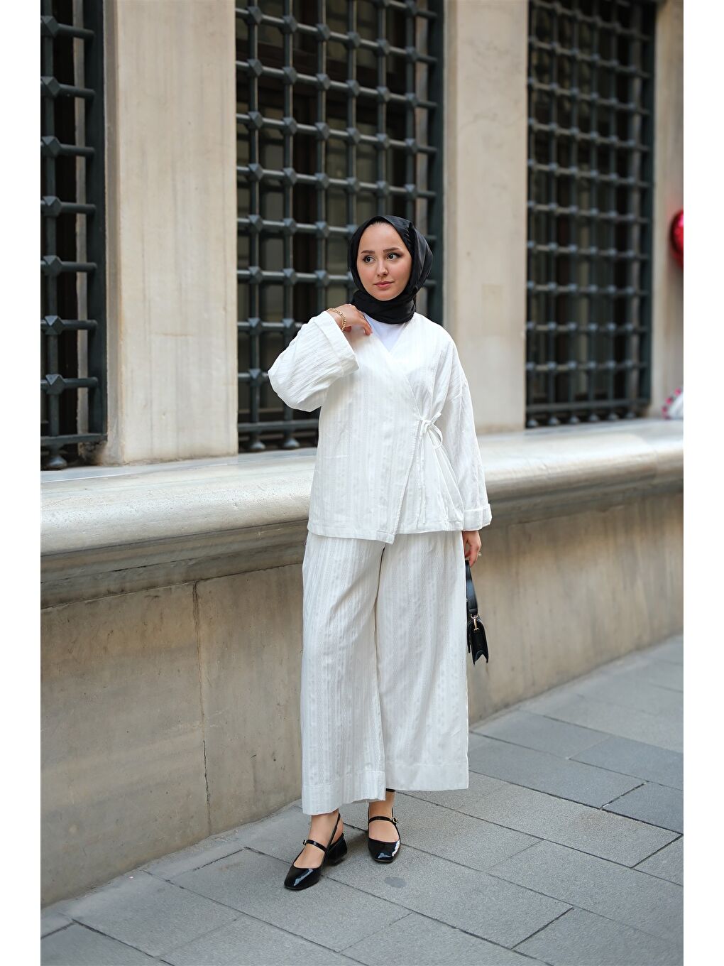 Kadın Badem Dikişli Kimono Takım Beyaz