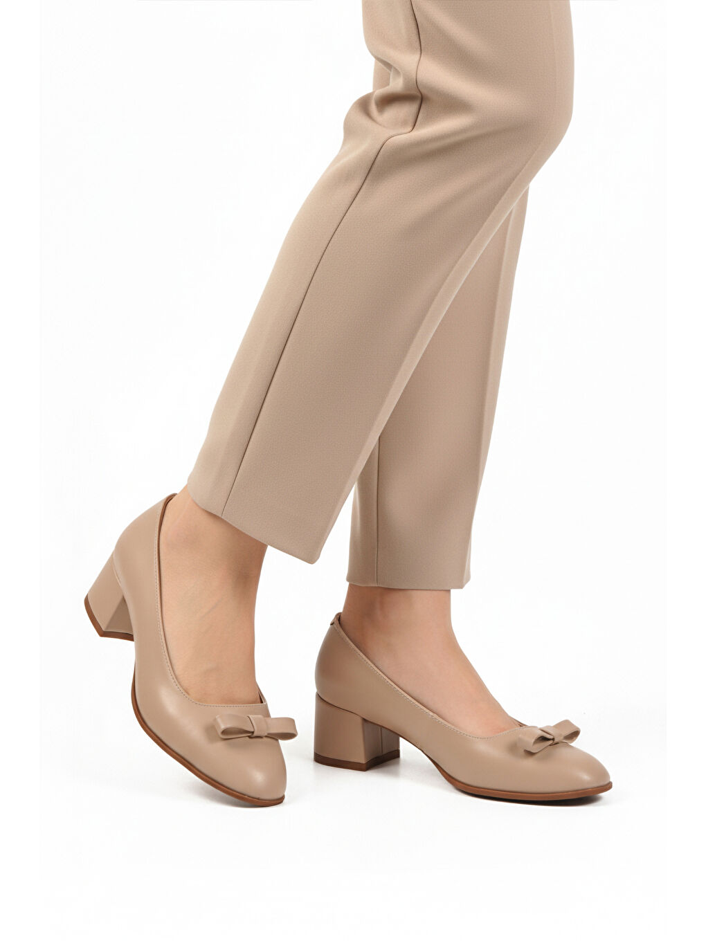 Bej Cilt Fiyonk Kurdeleli Kadın Topuklu Ayakkabı 519081 Z