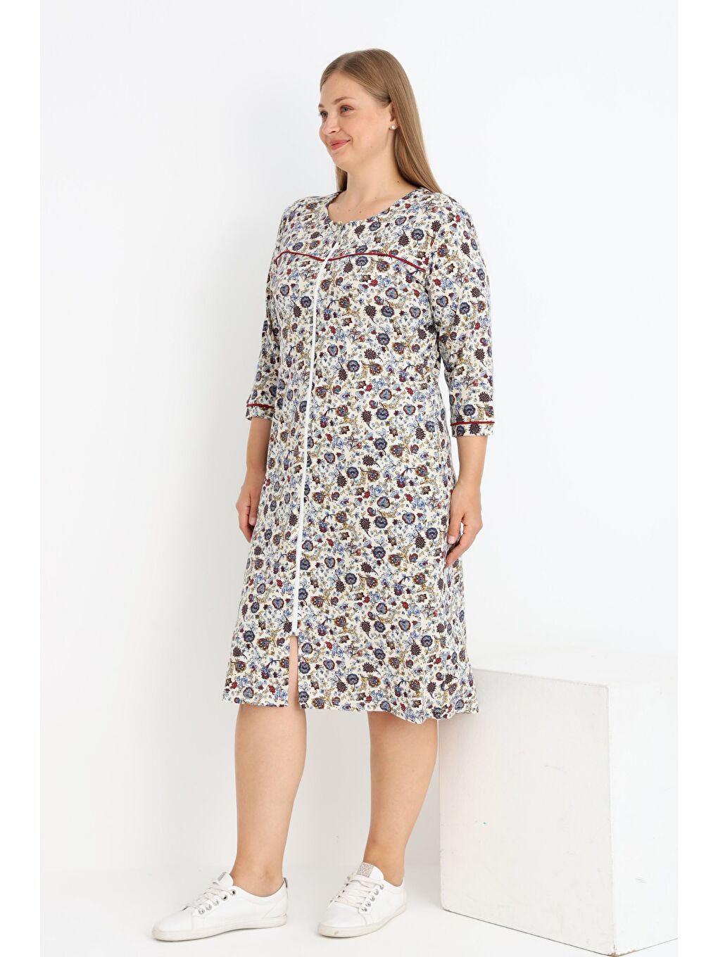 Ekru Kadın Büyük Beden Desenli Cepli Biyeli Boydan Fermuarlı Pamuklu Truvakar Kollu Elbise-1