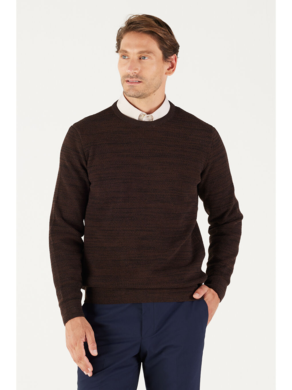 Kahverengi Erkek Kahve-Siyah Recycle Standart Fit Bisiklet Yaka Düz Triko Kazak