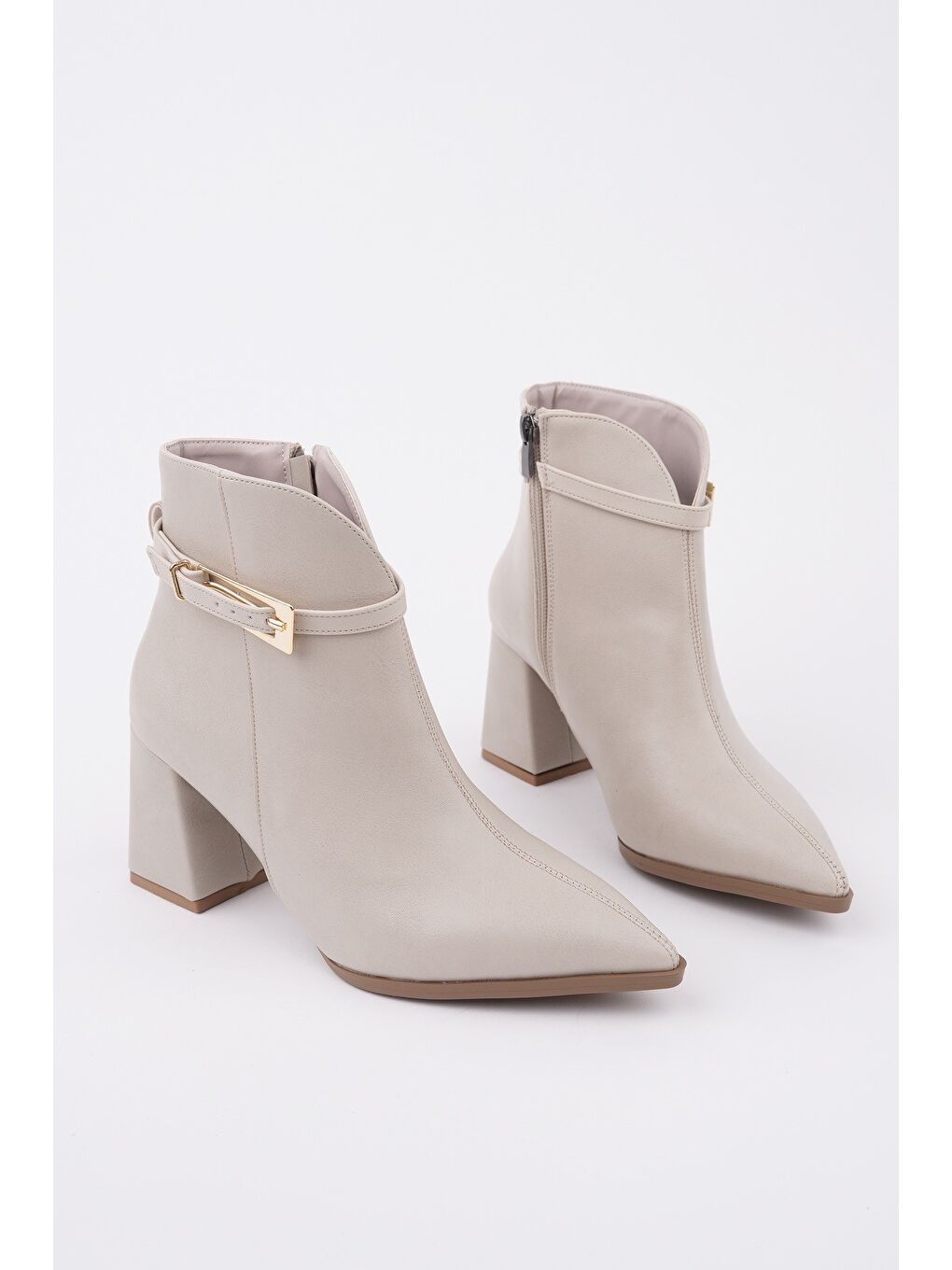 Bej GLORİA Sivri Burun Kemer Detaylı Kalın Topuklu Fermuarlı Kadın Bot-2