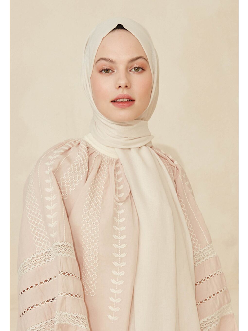 Ekru İnce Pamuk Vual Şal İnci-1