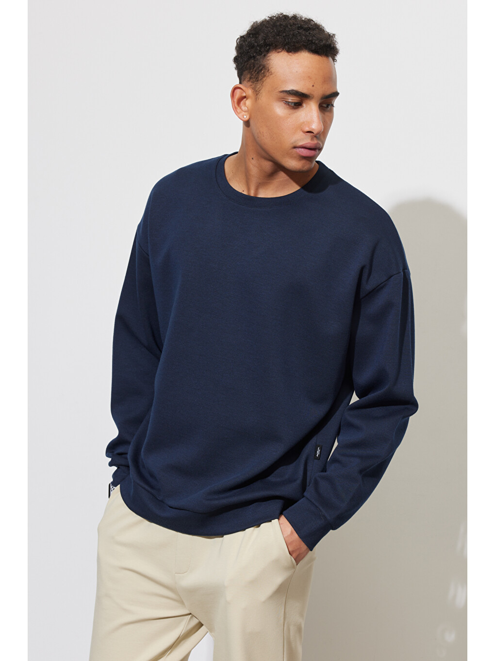 Erkek Lacivert Oversize Bol Kesim Bisiklet Yaka Düz Sweatshirt-3