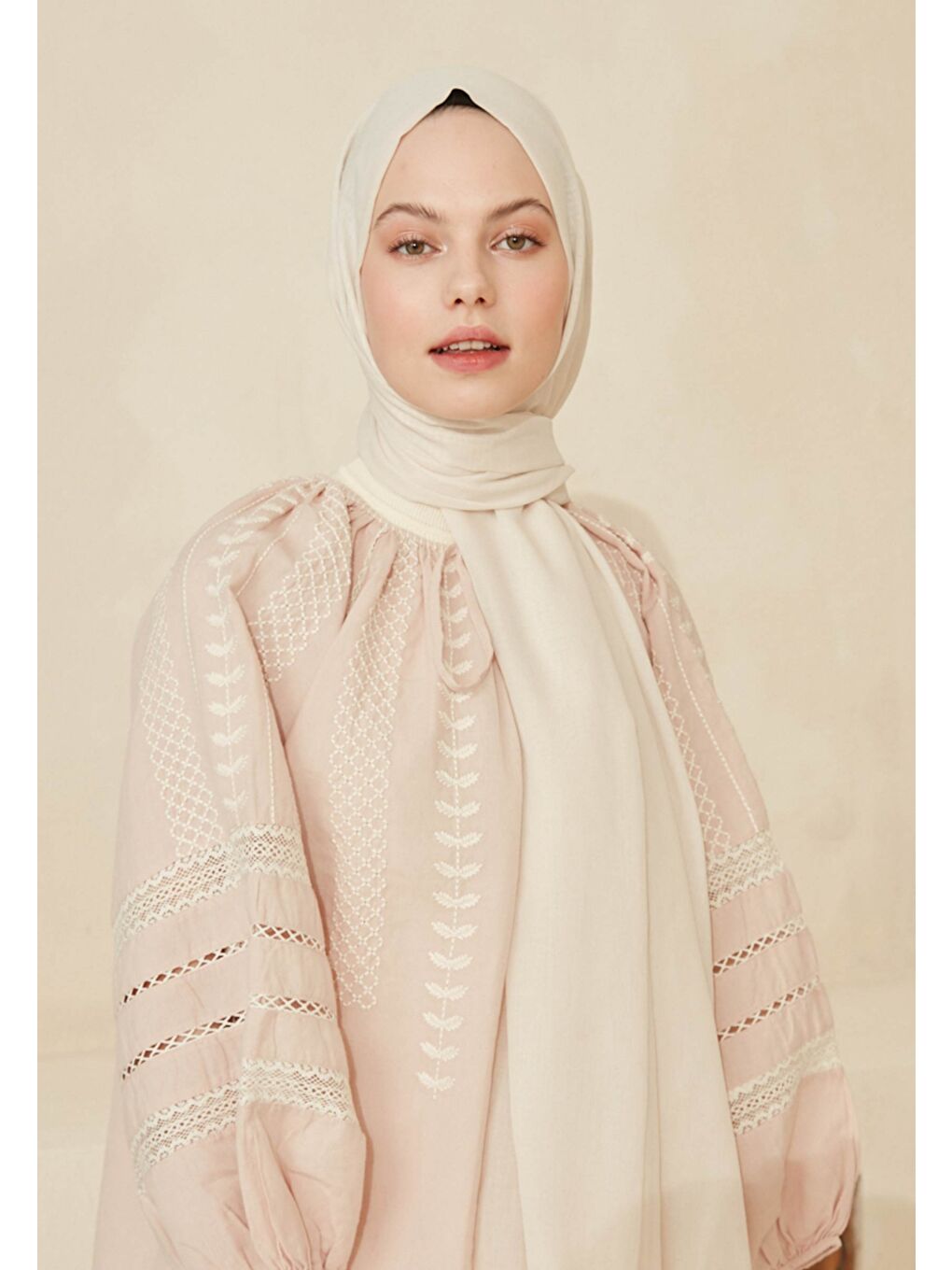 Ekru İnce Pamuk Vual Şal İnci-3