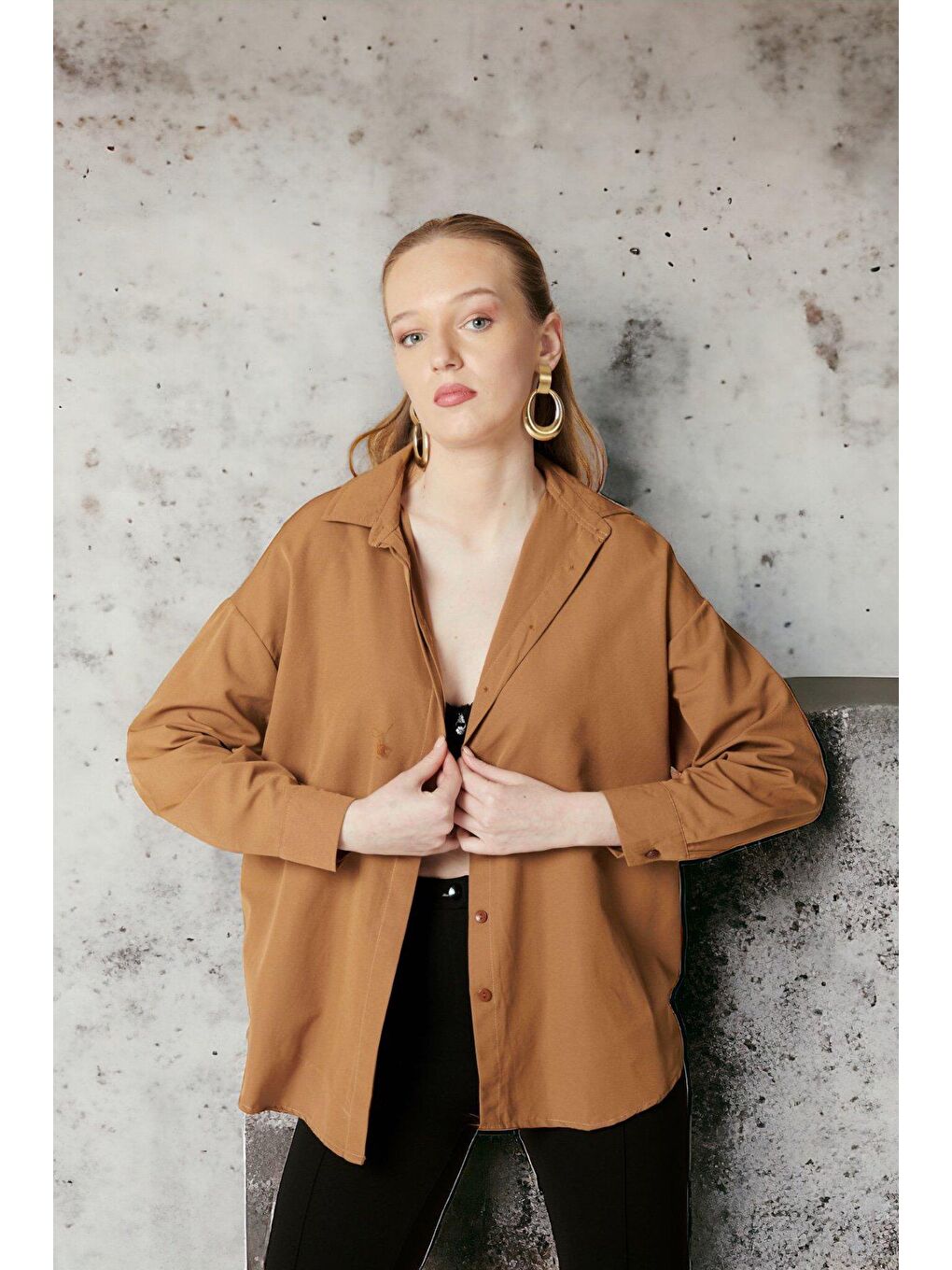 Kahverengi Oversize Uzun Basic Gömlek