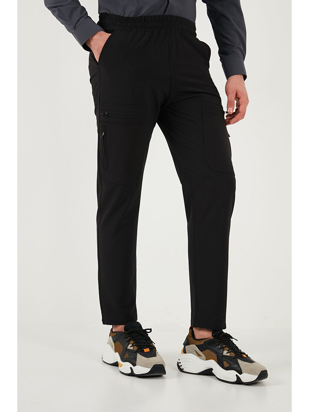 Siyah Normal Kalıp Kargo Cepli Lastikli Bel Trekking ve Kurye Pantolon 693710-4