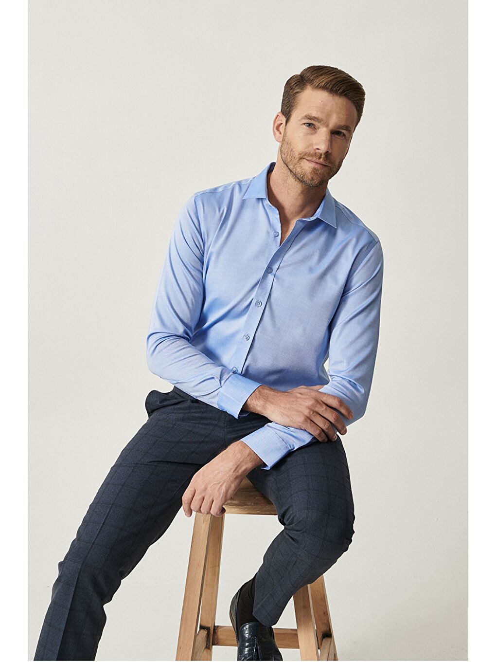 Erkek Mavi Ütü Gerektirmeyen Non-İron Slim Fit Dar Kesim %100 Pamuk Gömlek