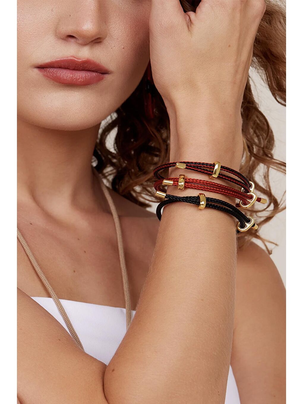 Kırmızı Ashley's Choice Ayarlanabilir İp Bileklik-3