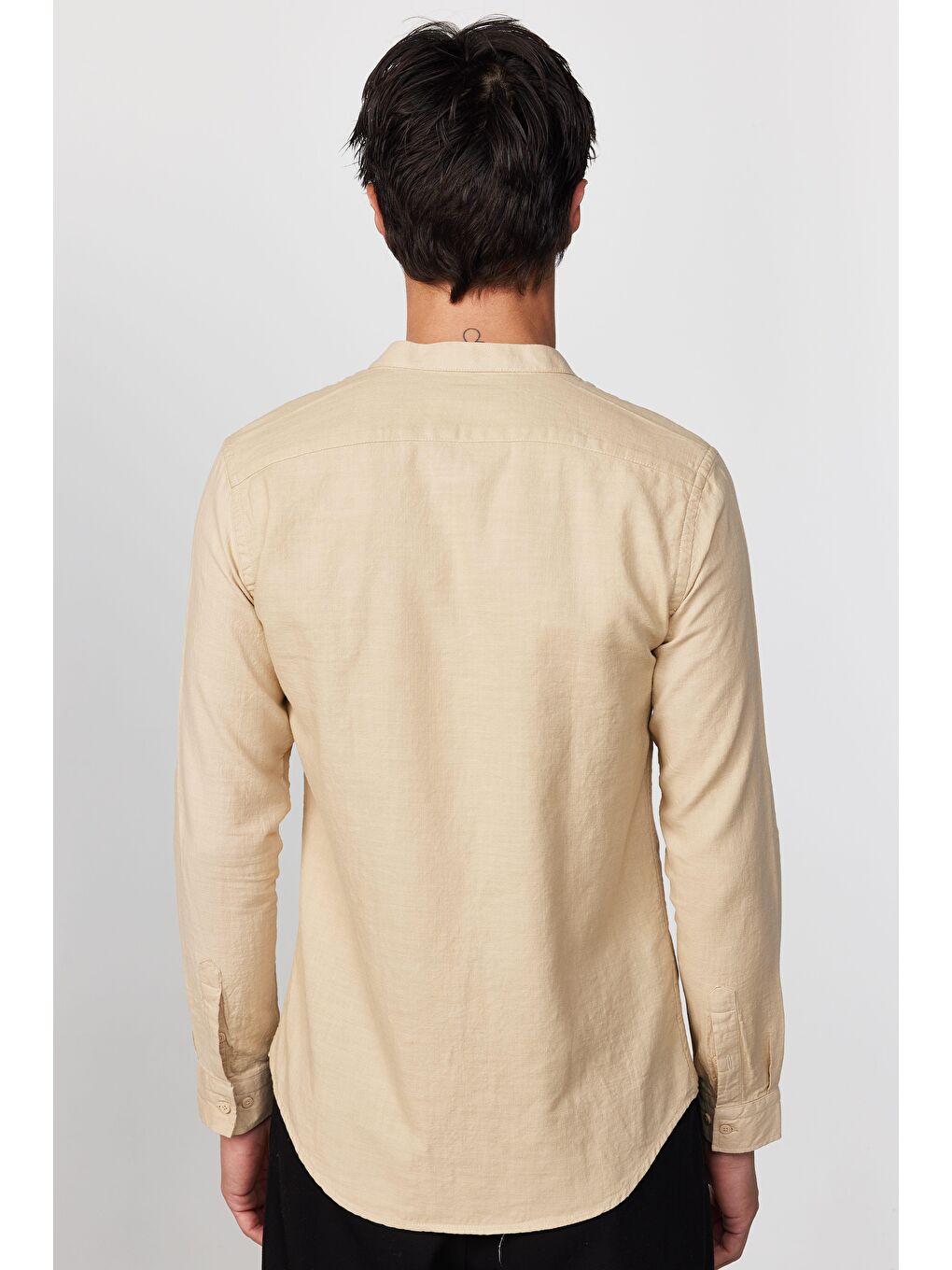 Slim Fit Uzun Kollu Dar Kalıp Hakim Yaka Pamuklu Keten Doku Bej Gömlek-4