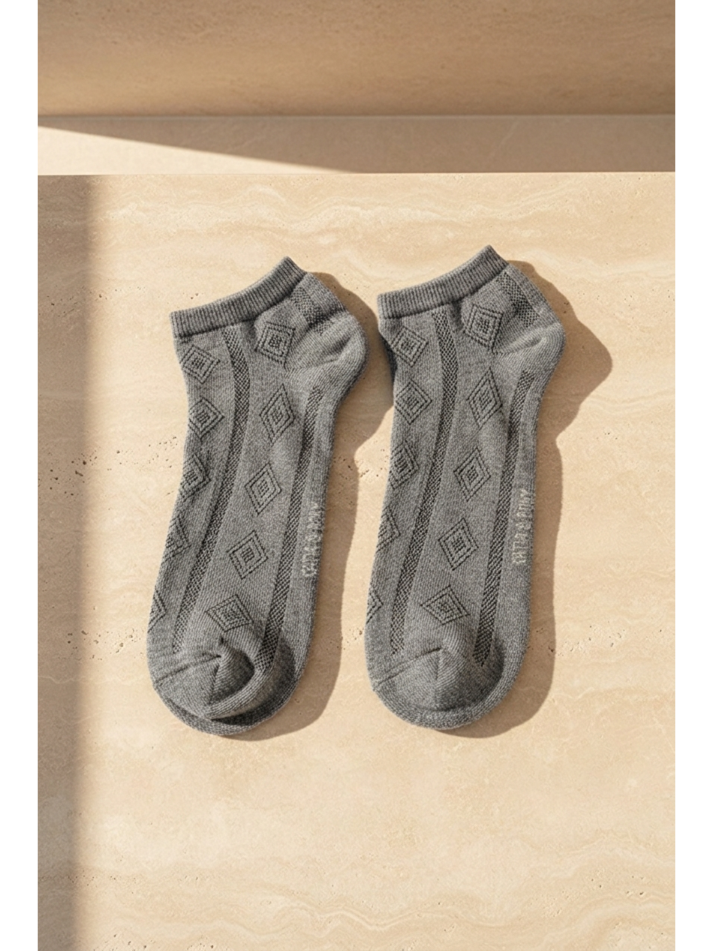 Erkek Kendinden Desenli Step Çorap Gri