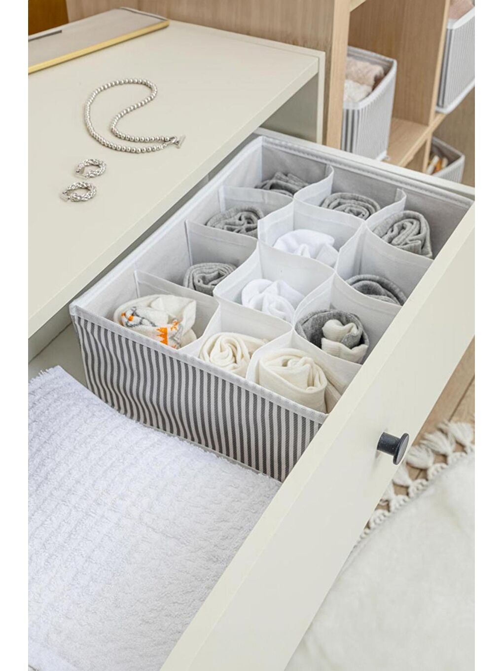 Gri 12 Bölmeli Çekmece Raf Düzenleyici