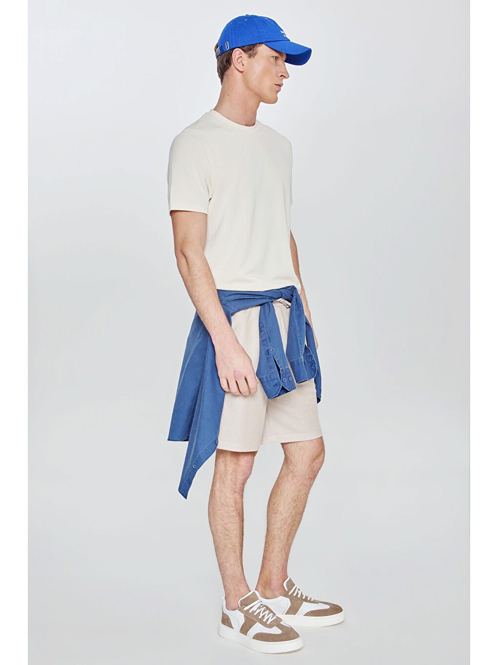 Erkek Bej Pamuklu Normal Kesim Beli Bağlamalı Yan Cepli Örme Şort-2