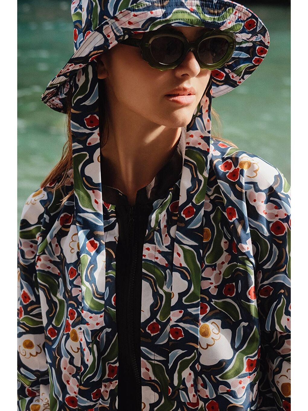 Siyah Bağlamalı Bucket Şapka Multi Color