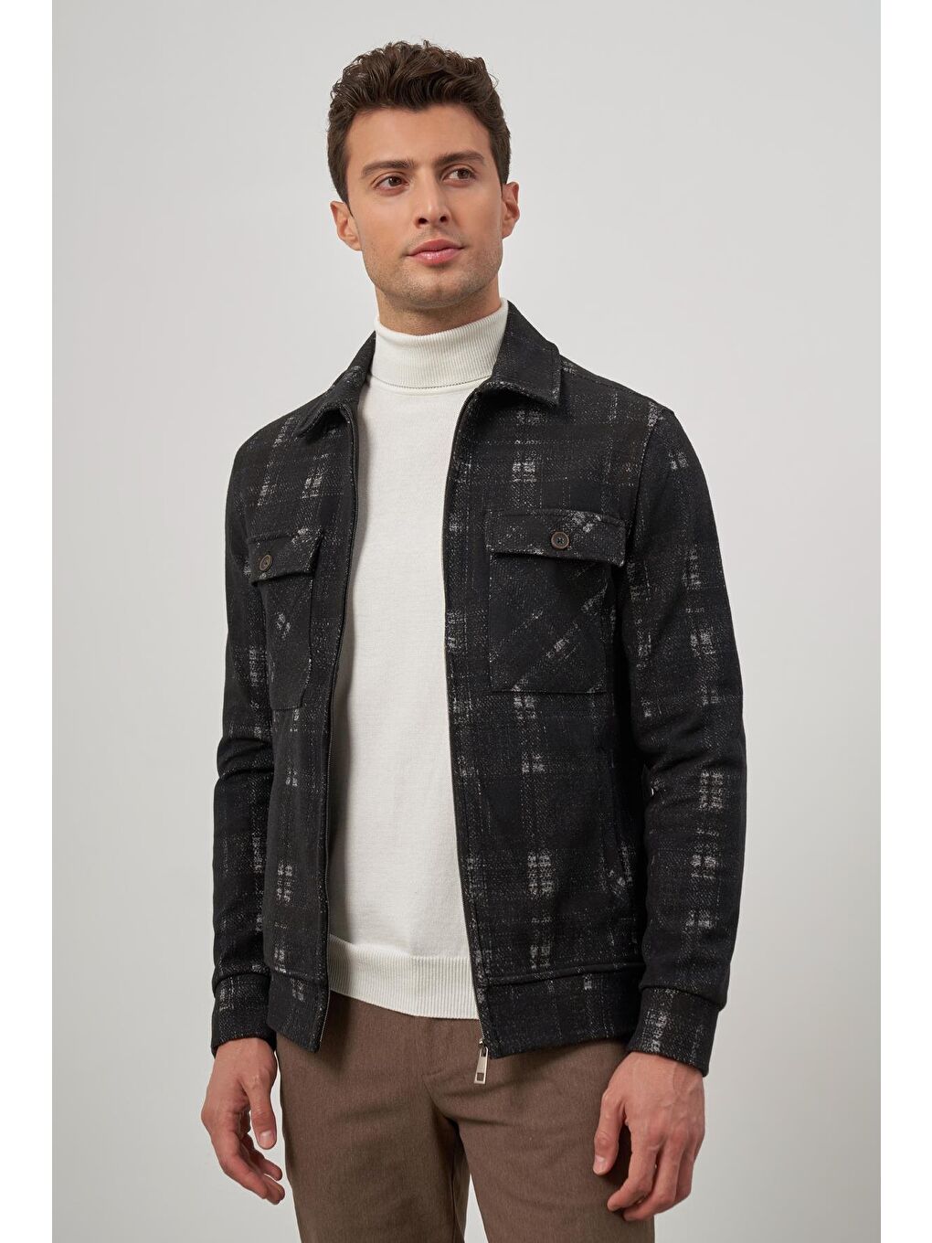 Siyah Örme Bebe Yaka Kendinden Desenli Yırtmaçsız Astarsız Slim Fit Classic Mont 1007245157-2